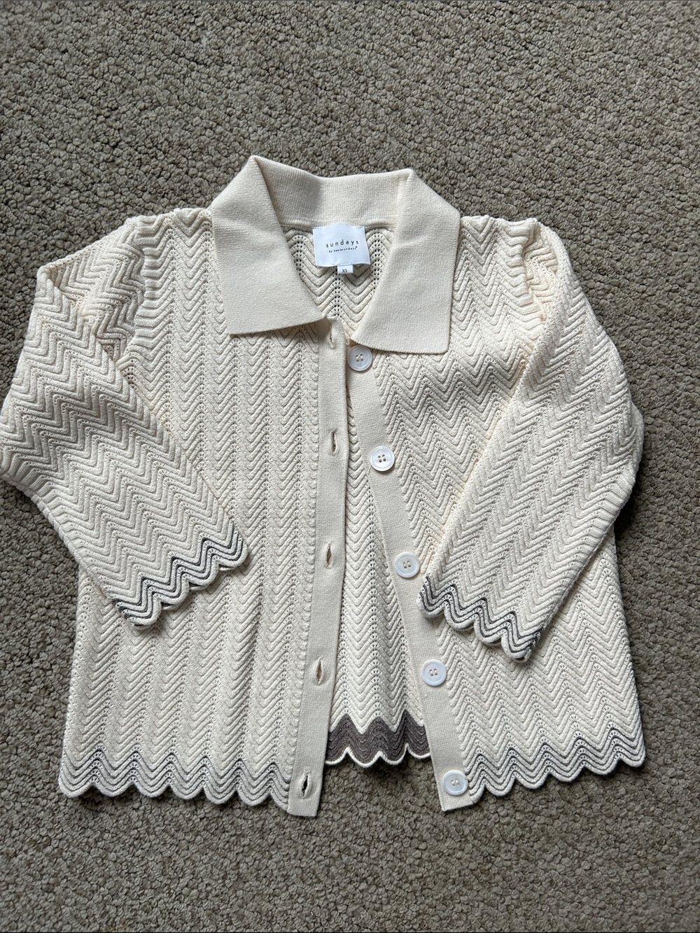 NWOT sundays Cream Knit Cardigan with Contrast Scallop Trim